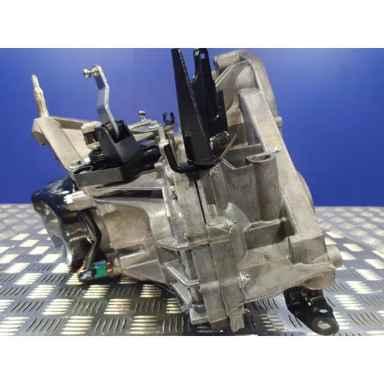 Caja Cambios para Nissan Micra (K12E)