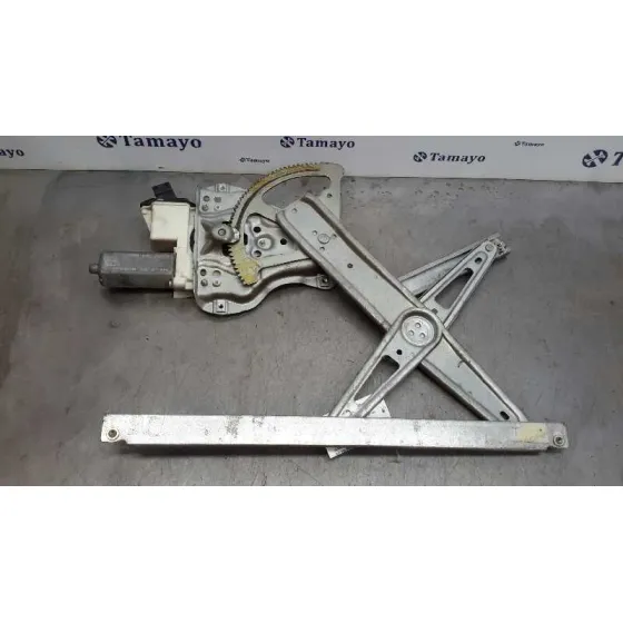 Elevalunas Delantero Derecho para Toyota Corolla (E12)