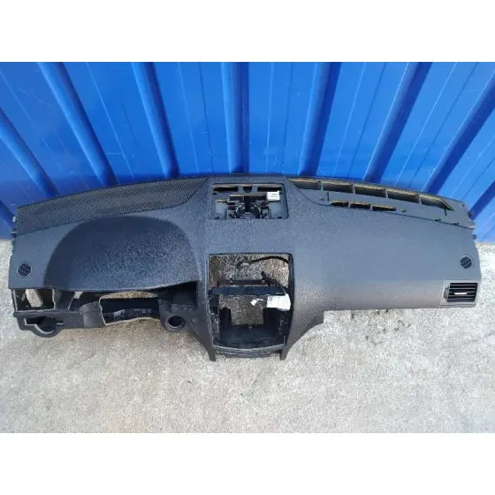 Salpicadero para Mercedes-Benz Clase C (W204) Berlina