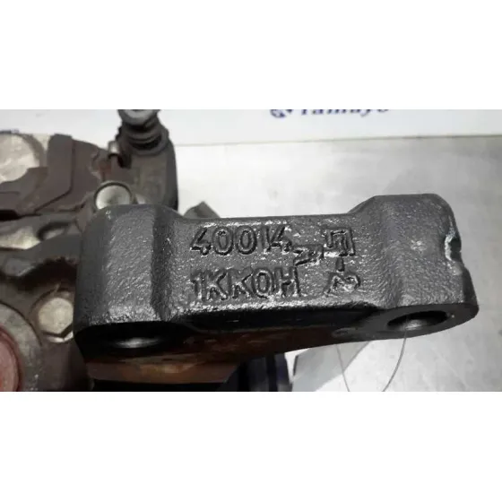 Mangueta Delantera Derecha para Nissan Pulsar (C13)