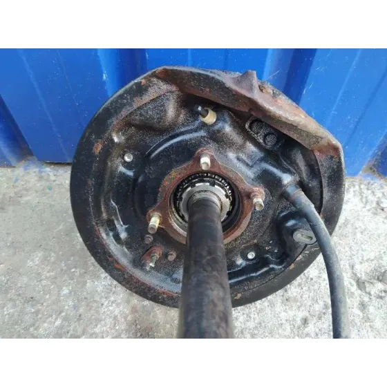 Transmision Trasera Derecha para Ford Maverick (Ml)
