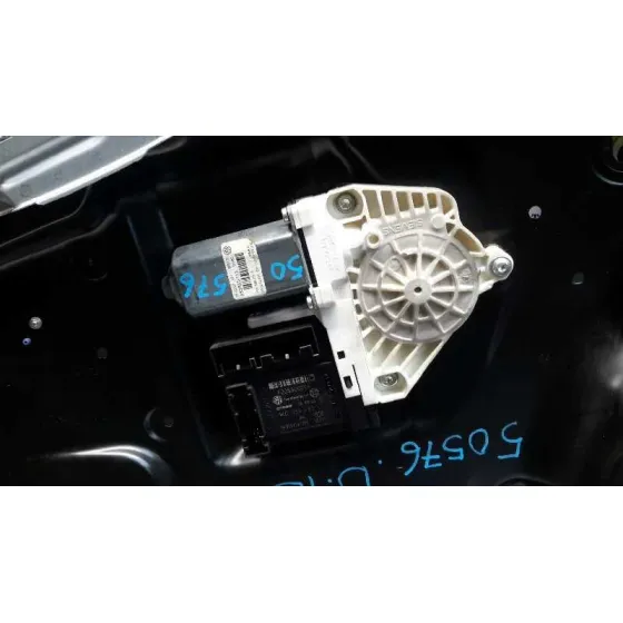 Elevalunas Delantero Izquierdo para Volkswagen Passat Berlina (3C2)