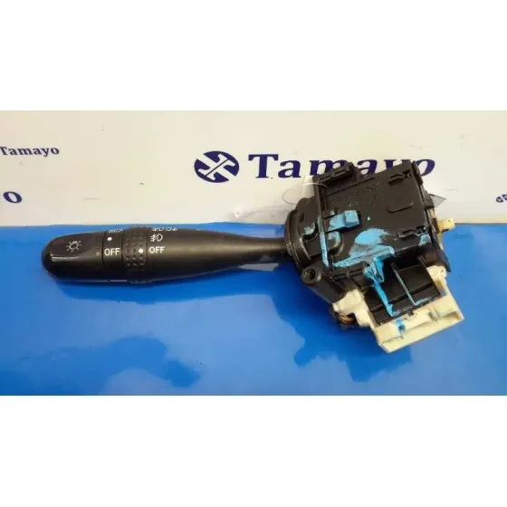 Mando Luces para Toyota Corolla (E12)