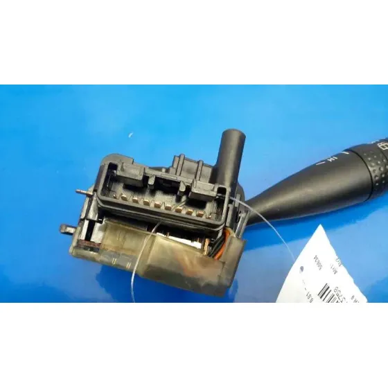Mando Limpia para Toyota Corolla (E12)