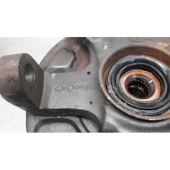 Mangueta Delantera Izquierda para Ford Maverick (Ml)