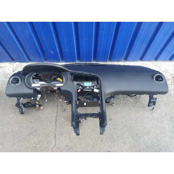Salpicadero para Peugeot 5008