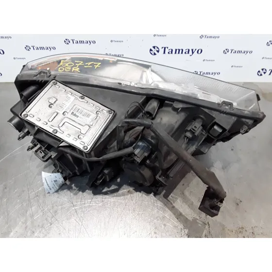 Faro Derecho para Volvo Xc90