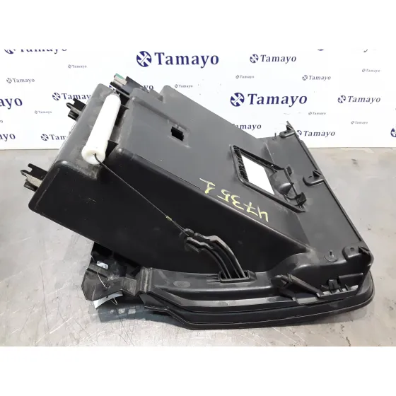 Guantera para Nissan Pulsar (C13)