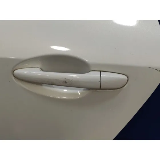 Puerta Trasera Izquierda para Mazda 3 Lim. (Bl)