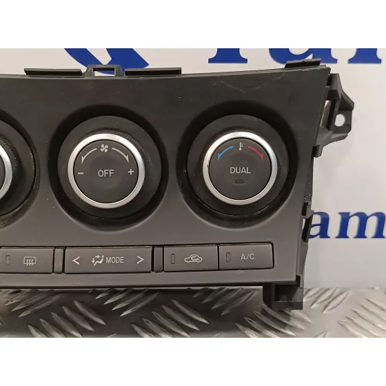 Mando Climatizador para Mazda 3 Lim. (Bl)