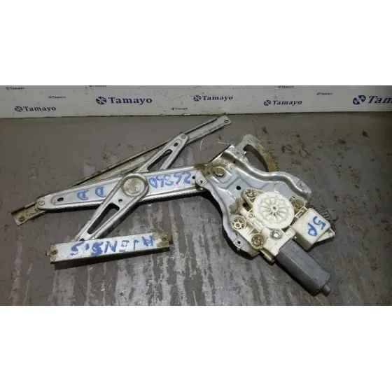 Elevalunas Delantero Derecho para Toyota Avensis Berlina (T25)