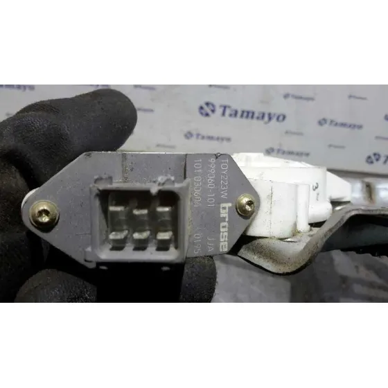 Elevalunas Delantero Derecho para Toyota Avensis Berlina (T25)