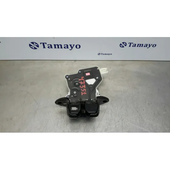Cerradura Maletero / Porton para Nissan Pulsar (C13)