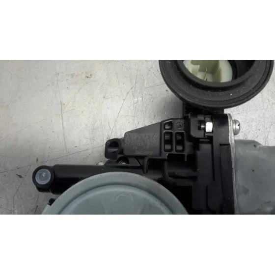 Elevalunas Trasero Izquierdo para Toyota Rav 4 (A3)