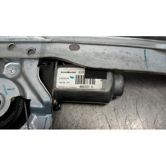 Elevalunas Delantero Derecho para Citroën Ds3
