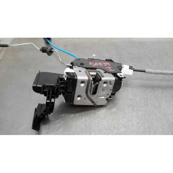 Cerradura Puerta Delantera Izquierda para Mercedes-Benz Clase A (W176)