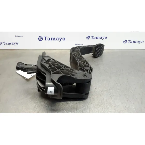 Pedal Embrague para Seat Ibiza (Kj1)