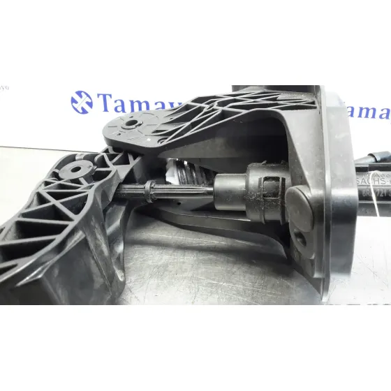 Pedal Embrague para Seat Ibiza (Kj1)