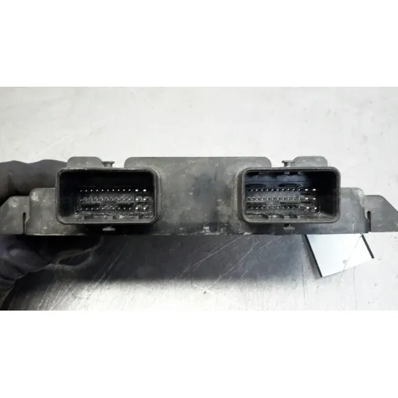 Centralita Motor Uce para Peugeot Partner (S2)