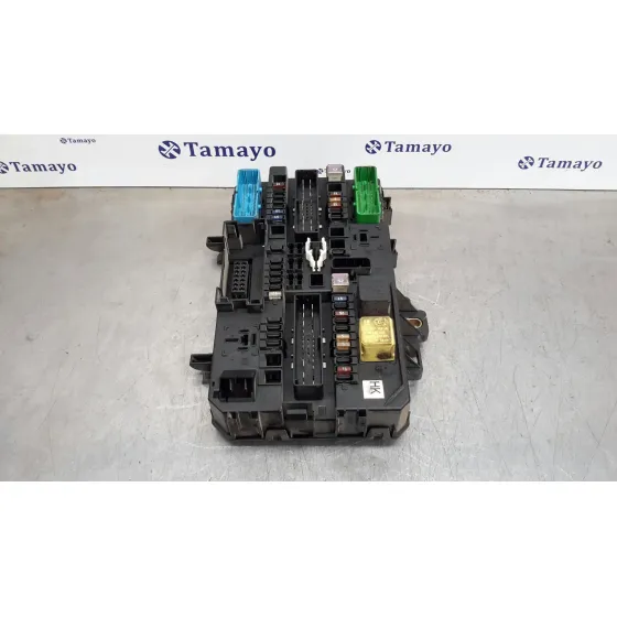Caja Reles / Fusibles para Opel Astra H Berlina