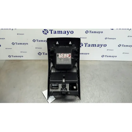 Cenicero para Mercedes-Benz Clase A (W176)