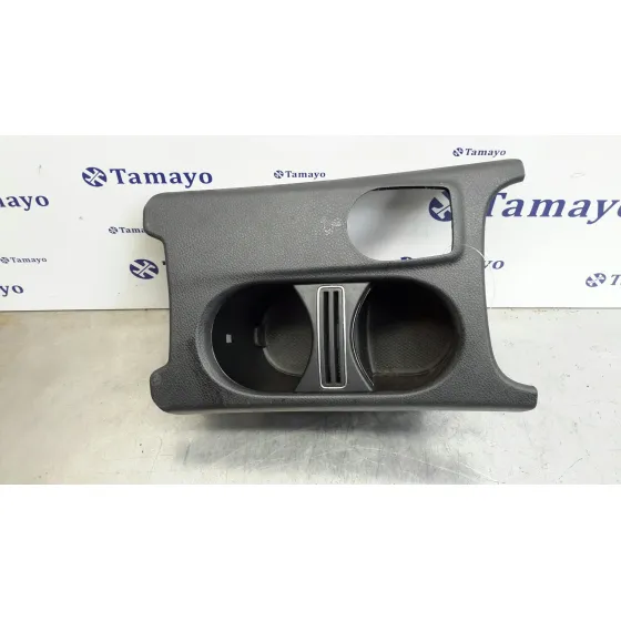 Posa Vasos para Mercedes-Benz Clase A (W176)