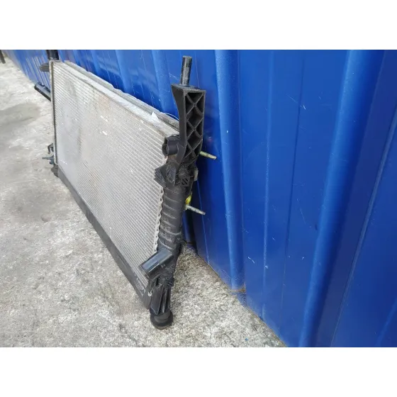 Radiador Agua para Ford Transit Caja Cerrada '06