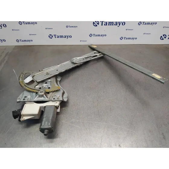 Elevalunas Delantero Derecho para Toyota Corolla (E12)