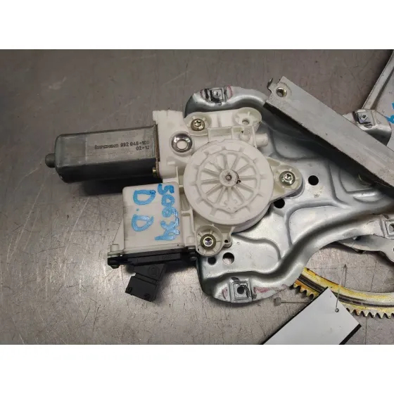 Elevalunas Delantero Derecho para Toyota Corolla (E12)