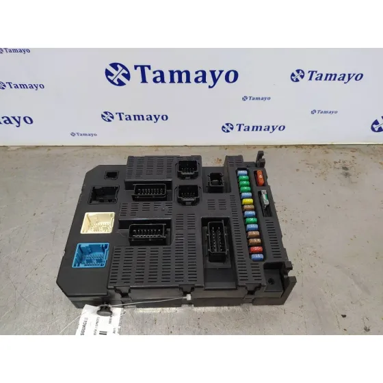 Caja Reles / Fusibles para Peugeot 207