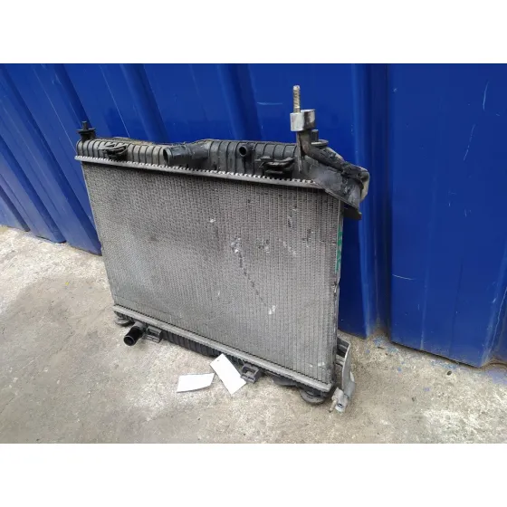 Radiador Agua para Ford Fiesta (Cb1)