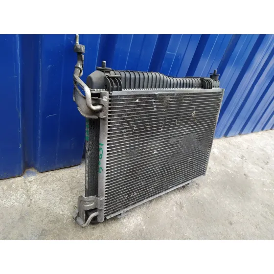Radiador Agua para Ford Fiesta (Cb1)