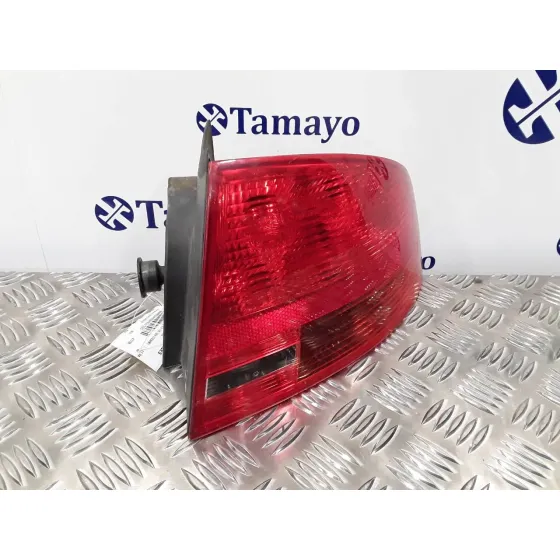 Piloto Trasero Derecho para Audi A4 Berlina (8E)