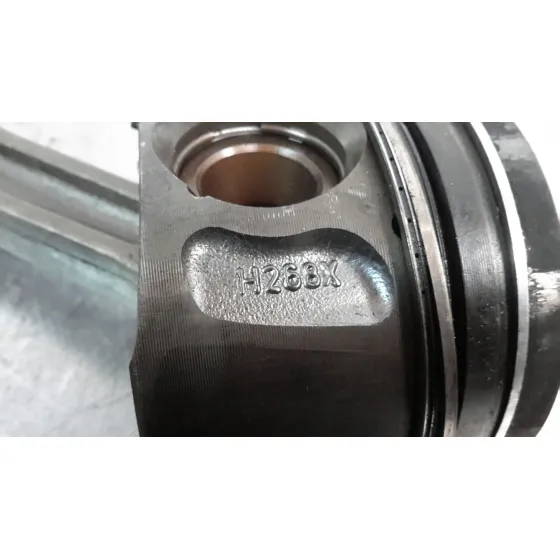 Piston para Jaguar Xf