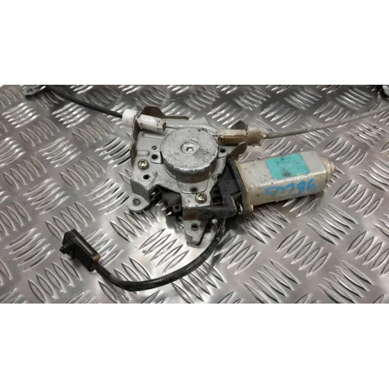 Elevalunas Trasero Derecho para Nissan Pick-Up (D22)