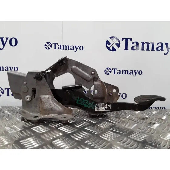 Pedal Freno para Nissan Qashqai (J11)