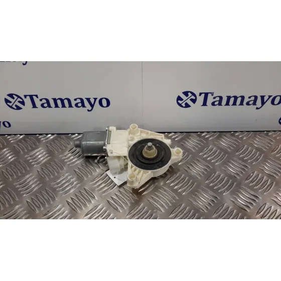 Motor Elevalunas Delantero Izquierdo para Mercedes-Benz Clase A (W176)