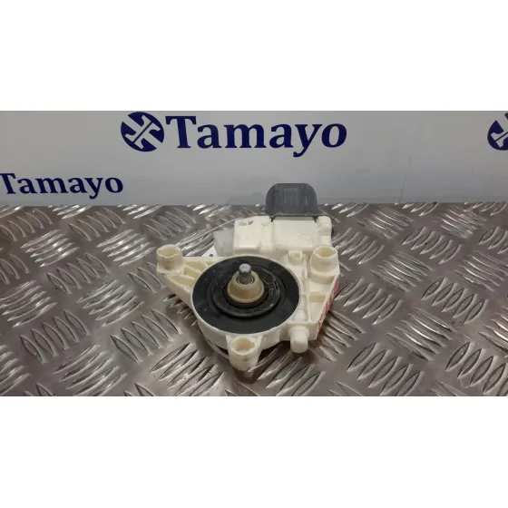 Motor Elevalunas Delantero Izquierdo para Mercedes-Benz Clase A (W176)