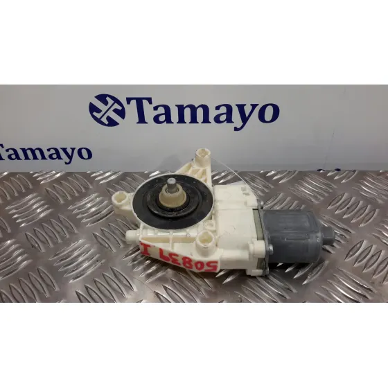 Motor Elevalunas Delantero Izquierdo para Mercedes-Benz Clase A (W176)