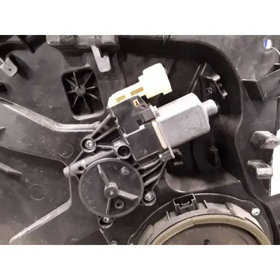 Elevalunas Delantero Izquierdo para Ford Fiesta (Cb1)