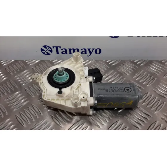 Motor Elevalunas Delantero Derecho para Mercedes-Benz Clase A (W169)
