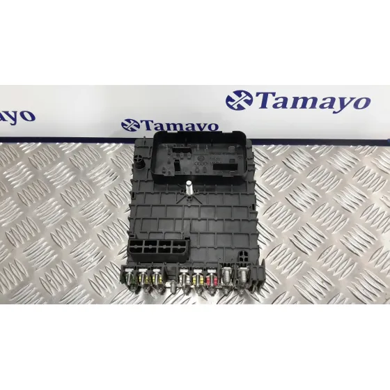 Caja Reles / Fusibles para Volkswagen Passat Variant (3C5)
