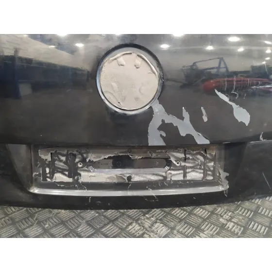 Porton Trasero para Volkswagen Touareg (7L6)