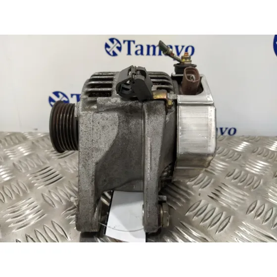 Alternador para Toyota Corolla (E12)