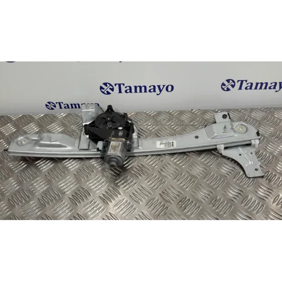 Elevalunas Delantero Derecho para Peugeot 208