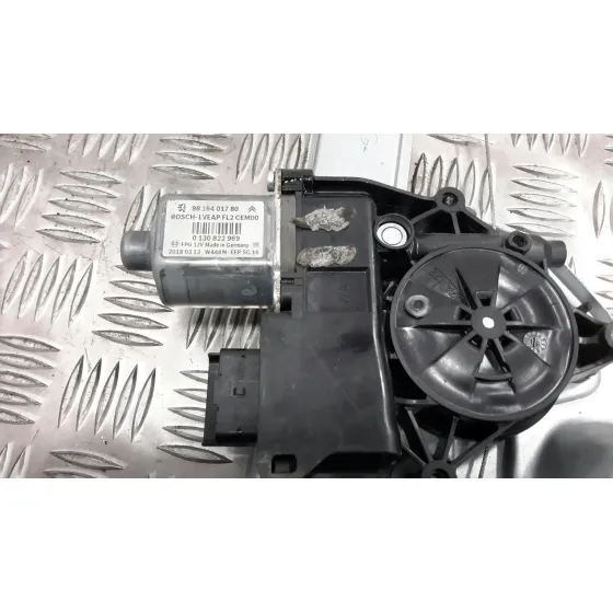 Elevalunas Delantero Izquierdo para Peugeot 208