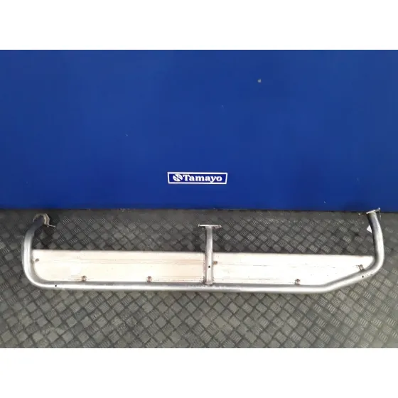 Estribo Izquierdo para Nissan Terrano/Terrano.ii (R20)