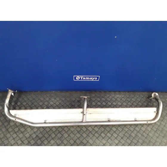 Estribo Derecho para Nissan Terrano/Terrano.ii (R20)