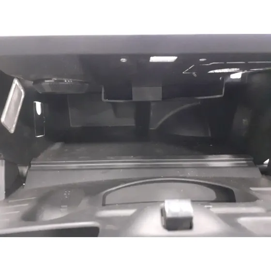 Guantera para Peugeot 308