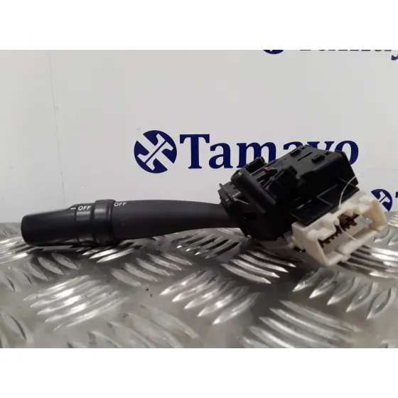 Mando Intermitentes para Toyota Corolla Verso (R1)